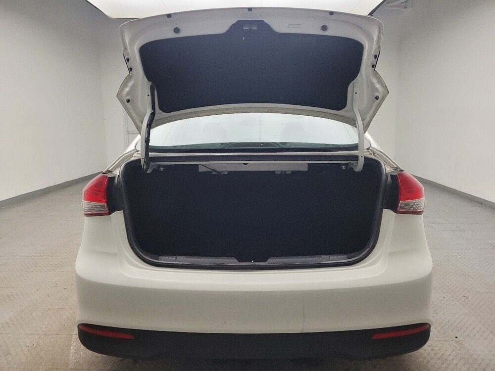 2017 Kia Forte in Grand Rapids, MI 49508 - 18110389 29