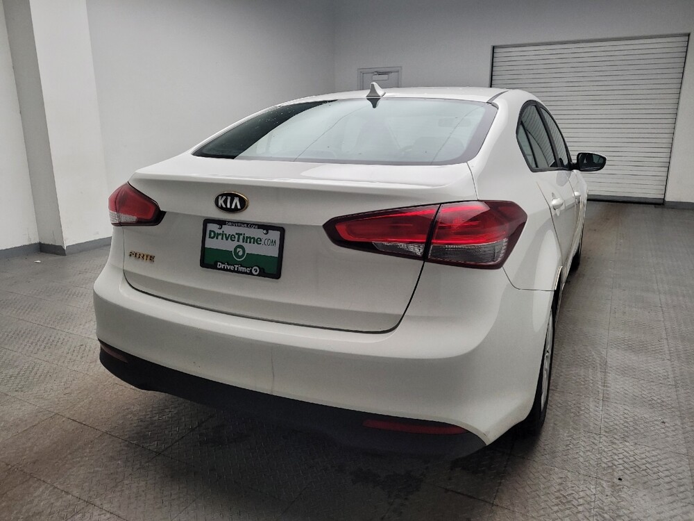 2017 Kia Forte in Grand Rapids, MI 49508 - 18110389 7