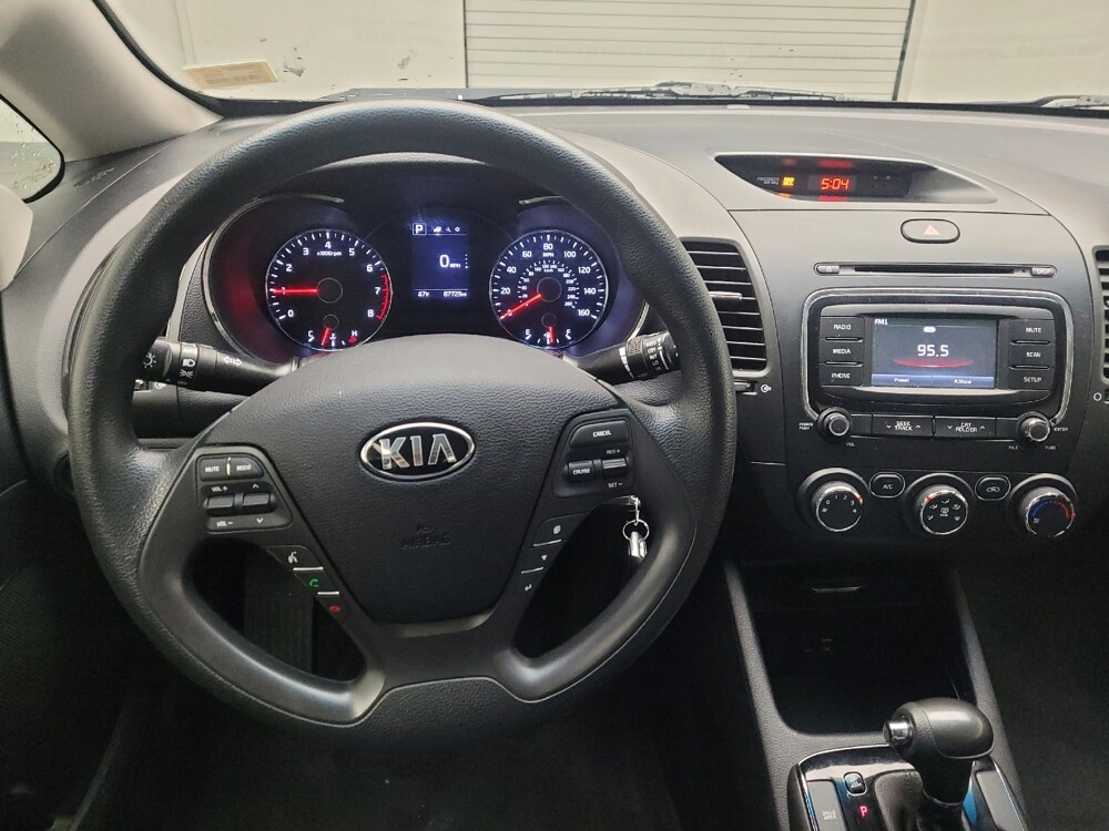 2017 Kia Forte in Eastpointe, MI 48021 - 18110390 22