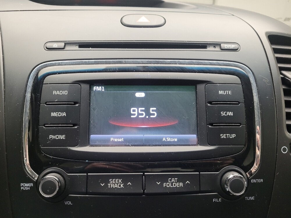 2017 Kia Forte in Eastpointe, MI 48021 - 18110390 25