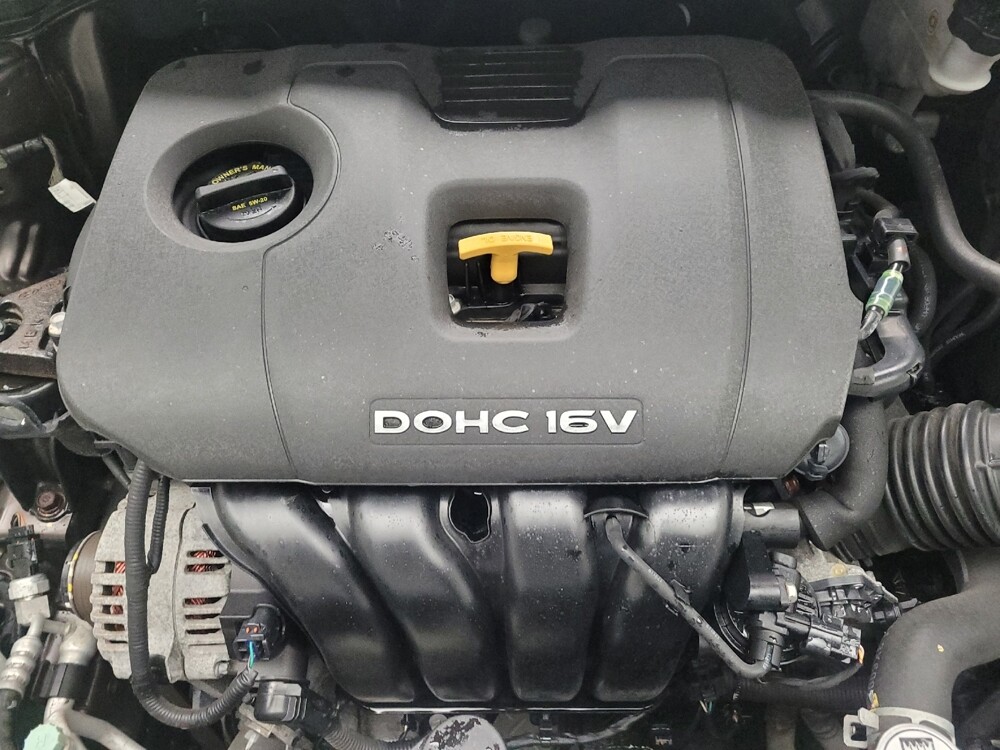 2017 Kia Forte in Eastpointe, MI 48021 - 18110390 30