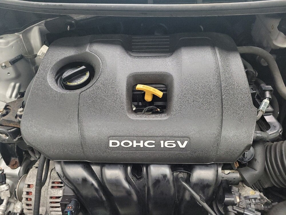 2018 Kia Forte in Eastpointe, MI 48021 - 18110391 30