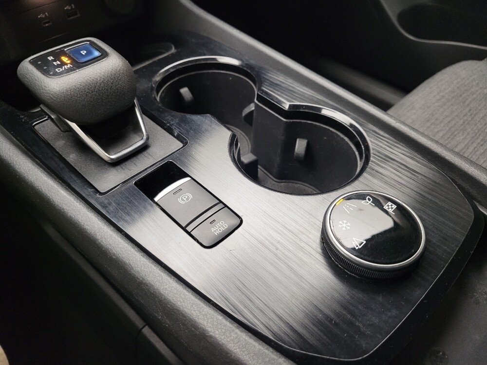 2021 Nissan Rogue in Grand Rapids, MI 49508 - 18110392 26