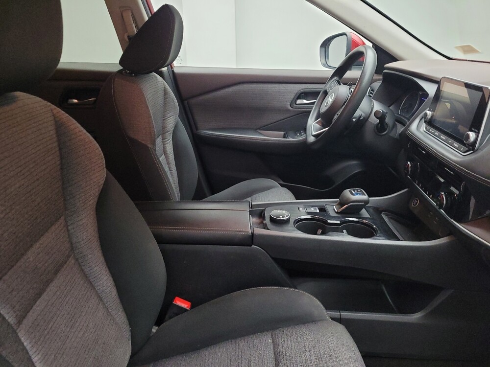 2021 Nissan Rogue in Grand Rapids, MI 49508 - 18110392 21