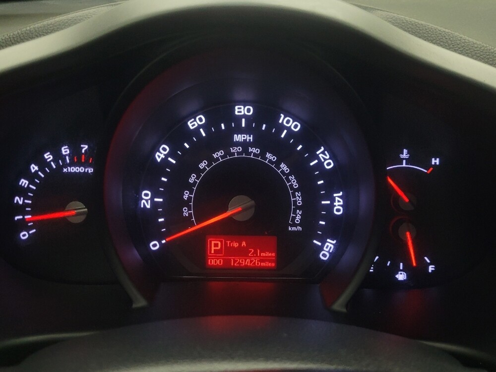 2016 Kia Sportage in Indianapolis, IN 46219 - 18110397 23