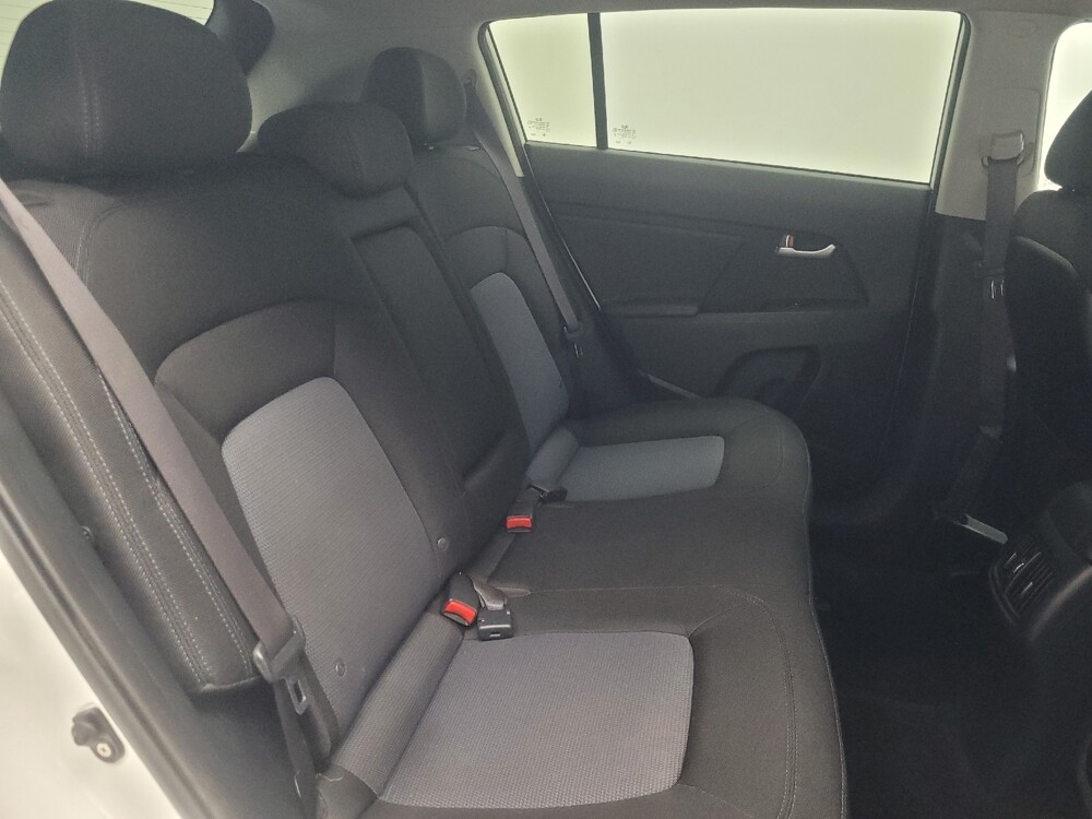 2016 Kia Sportage in Indianapolis, IN 46219 - 18110397 19