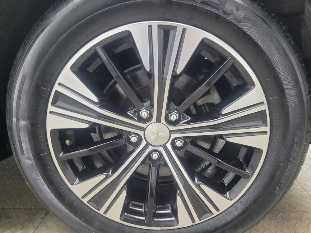 2020 Mitsubishi Eclipse Cross in Highland, IN 46322 - 18110402 31