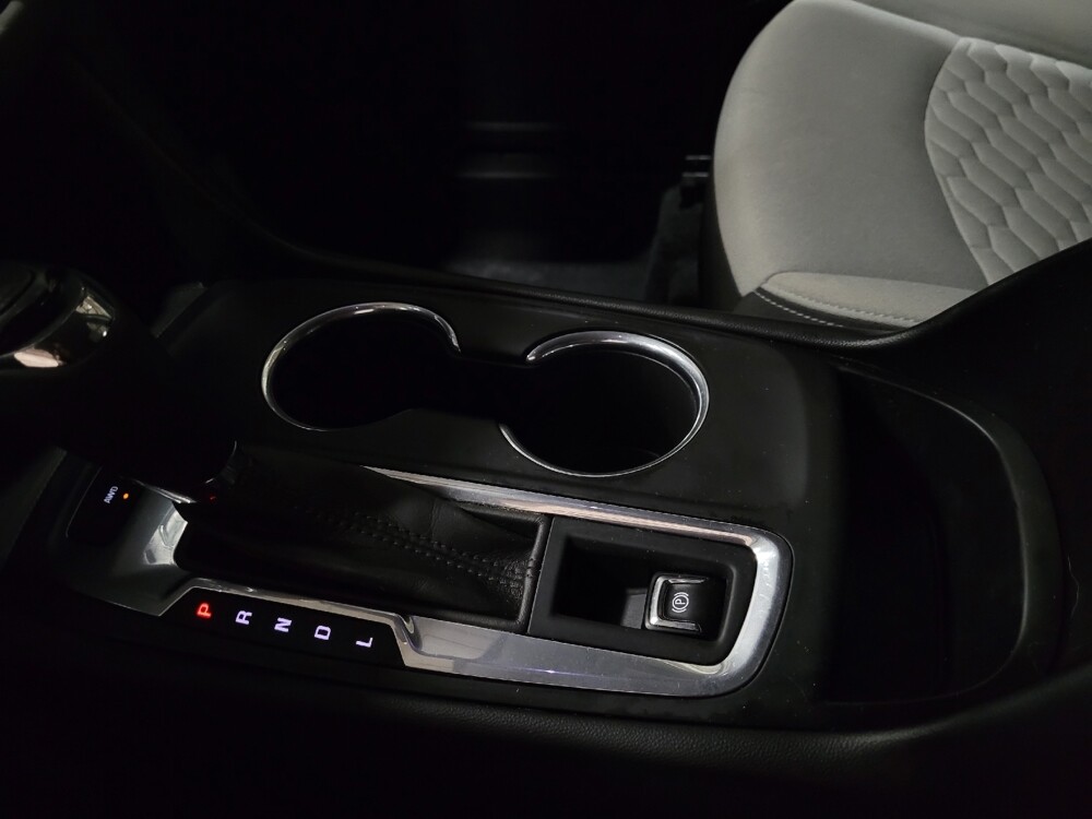 2020 Chevrolet Equinox in Newport News, VA 23601 - 18110403 26