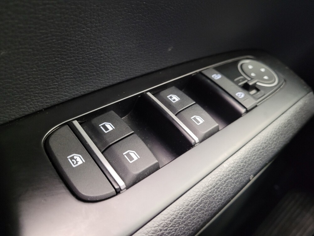 2024 Kia Soul in Maple Heights, OH 44137 - 18110409 27