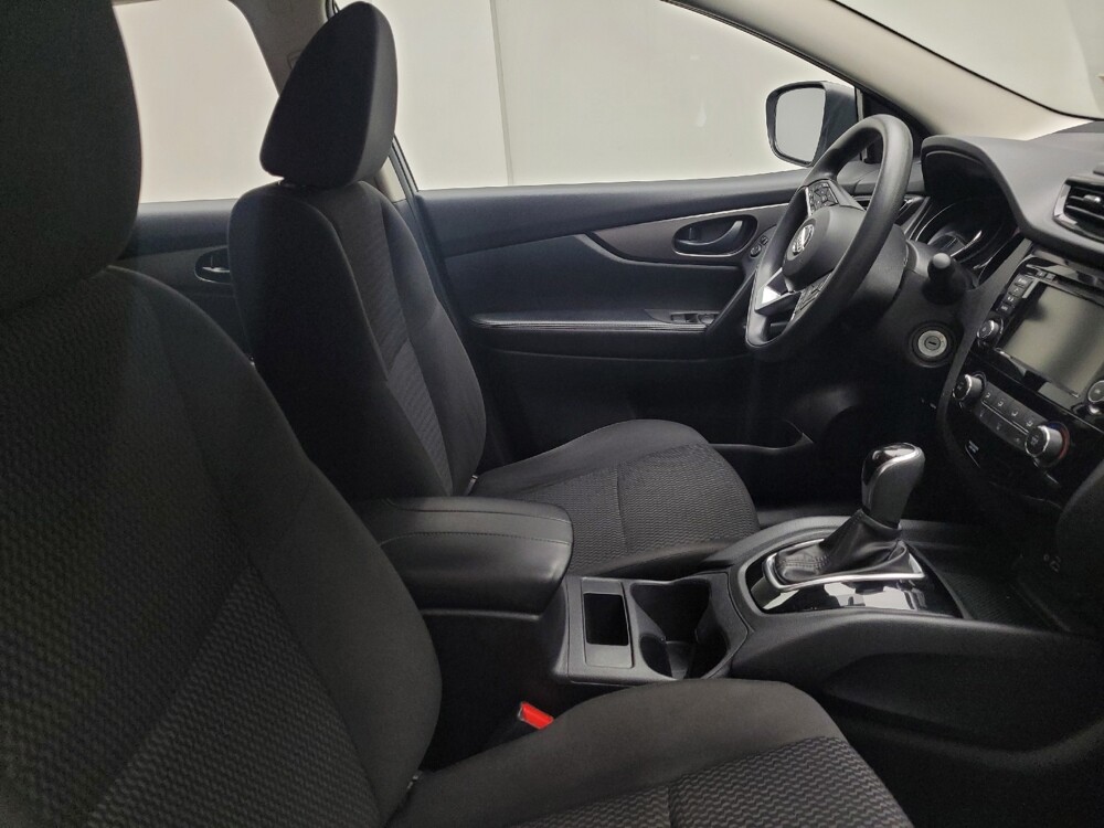 2021 Nissan Rogue Sport in Grand Rapids, MI 49508 - 18110416 21