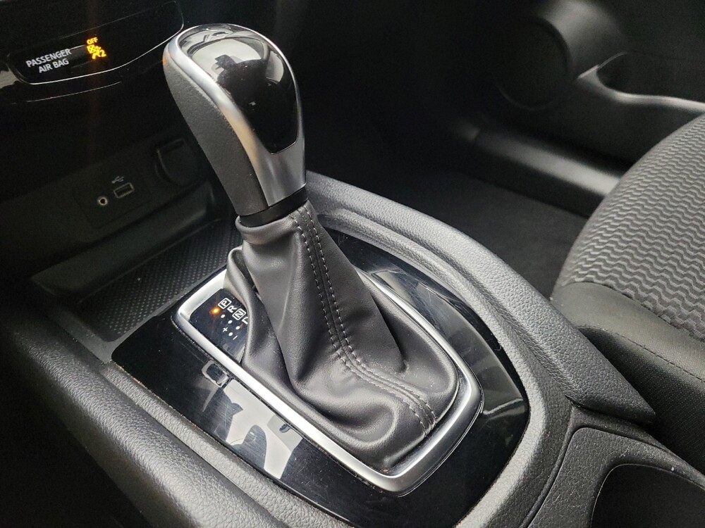 2021 Nissan Rogue Sport in Grand Rapids, MI 49508 - 18110416 26