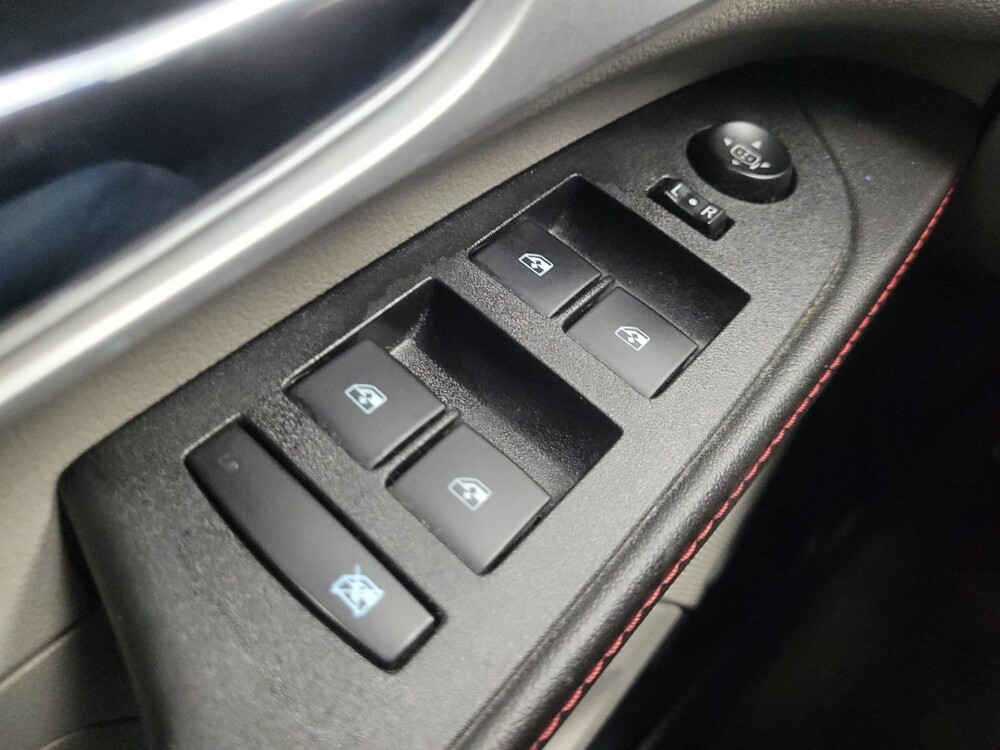 2015 Chevrolet Equinox in Indianapolis, IN 46222 - 18110427 27