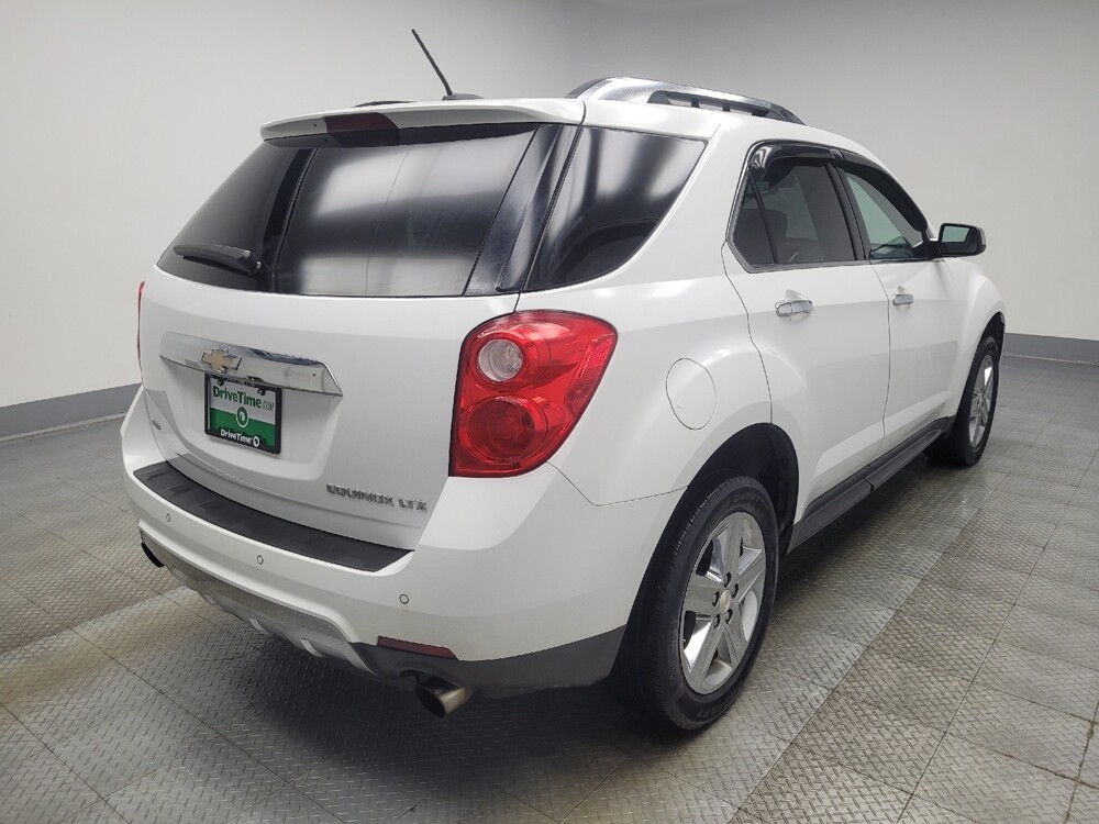 2015 Chevrolet Equinox in Indianapolis, IN 46222 - 18110427 9