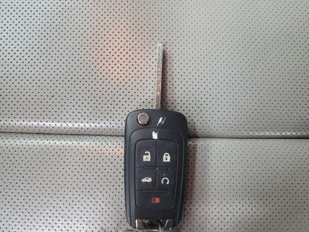 2015 Chevrolet Equinox in Indianapolis, IN 46222 - 18110427 32