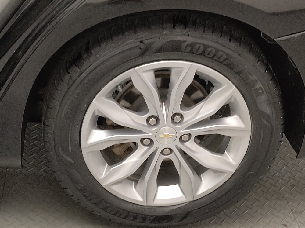 2021 Chevrolet Malibu in Plano, TX 75074 - 18110428 31