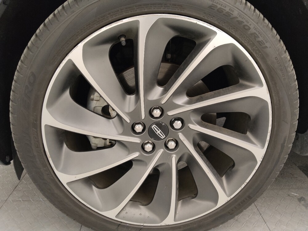 2019 Lincoln Nautilus in Clearwater, FL 33764 - 18110430 31