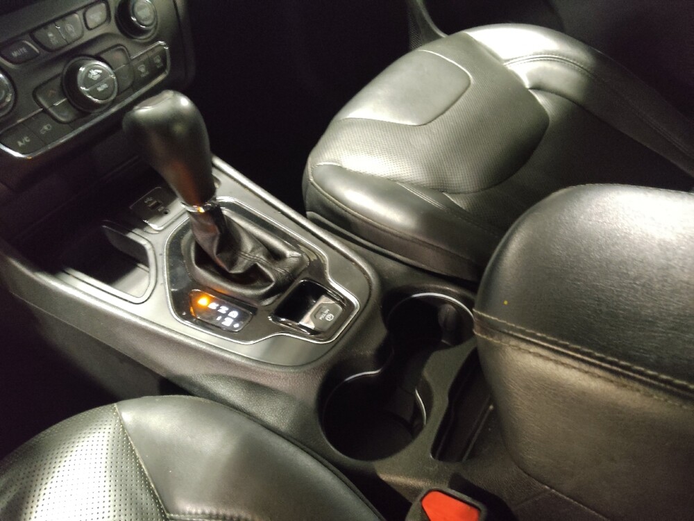 2019 Jeep Cherokee in Sanford, FL 32773 - 18110435 26