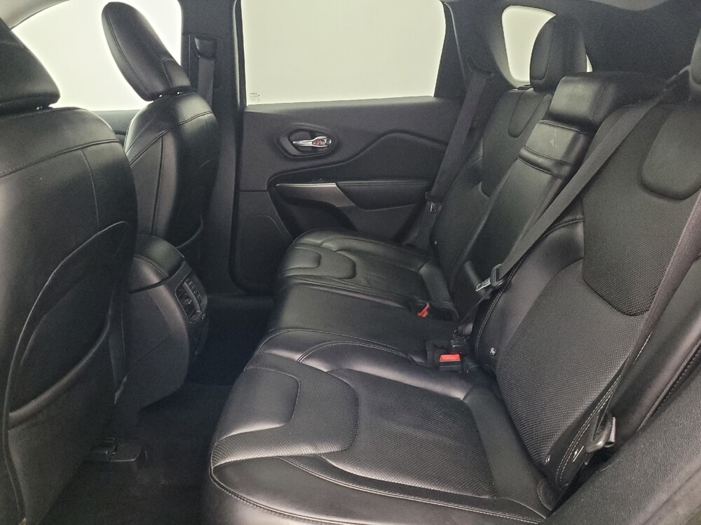 2019 Jeep Cherokee in Sanford, FL 32773 - 18110435 18