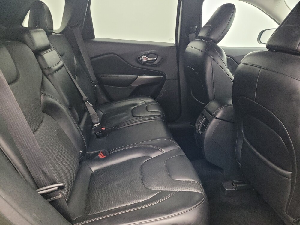 2019 Jeep Cherokee in Sanford, FL 32773 - 18110435 19