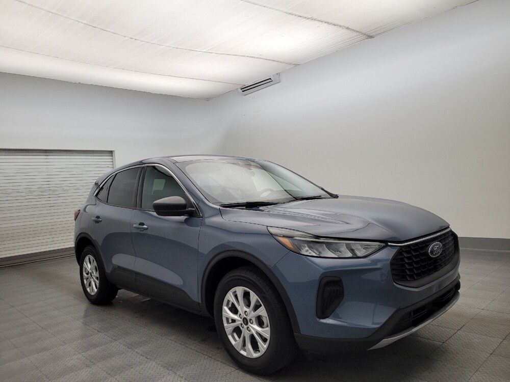 2024 Ford Escape in Glendale, AZ 85301 - 18110439 13