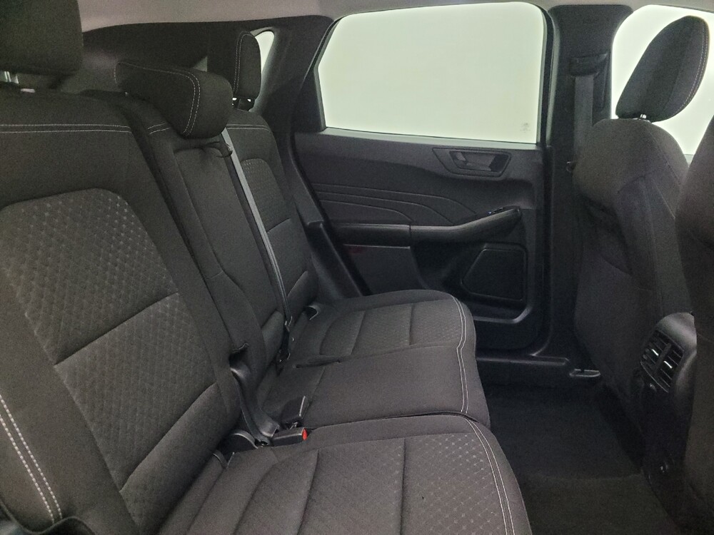 2024 Ford Escape in Glendale, AZ 85301 - 18110439 19