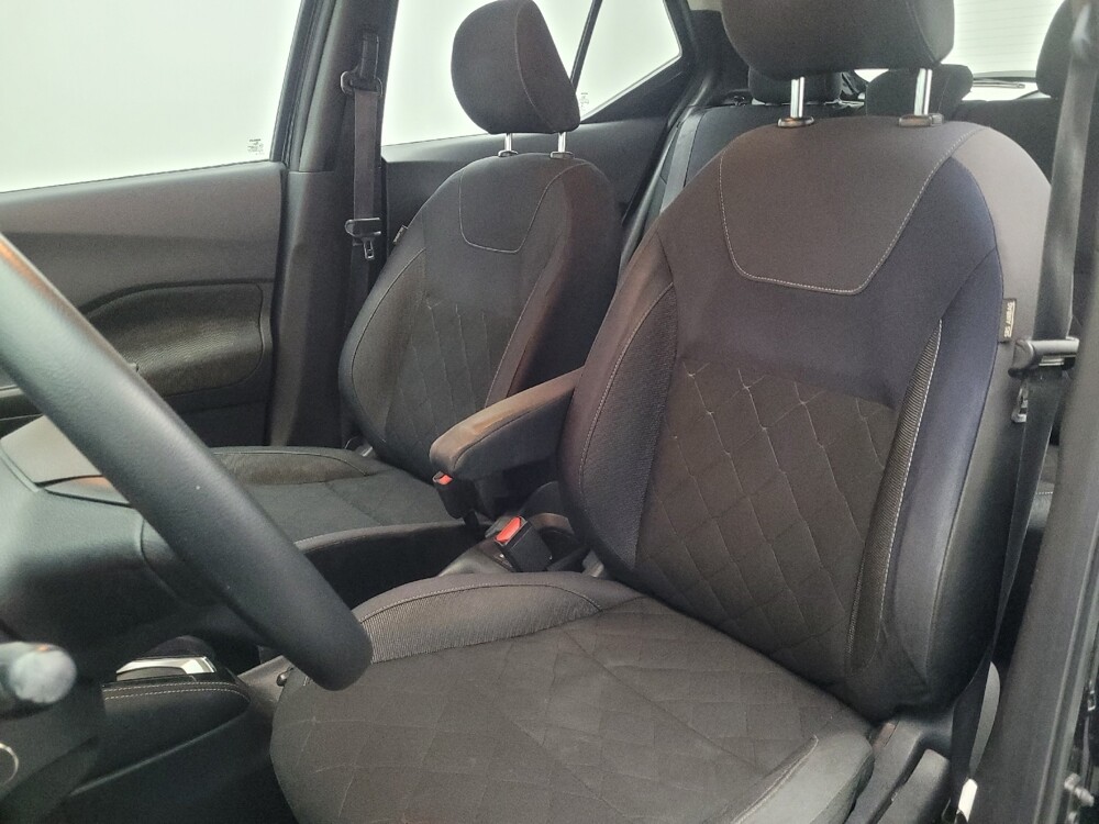 2019 Nissan Kicks in Knoxville, TN 37923 - 18110446 17