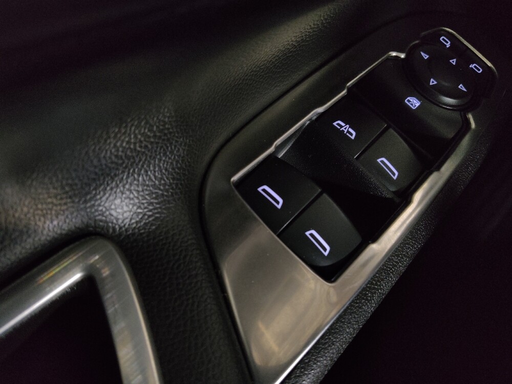 2020 Chevrolet Equinox in Union City, GA 30291 - 18110448 27