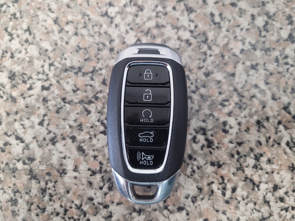 2023 Hyundai Elantra in Madison, TN 37115 - 18110453 32