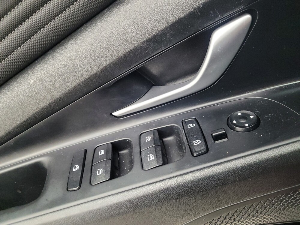 2023 Hyundai Elantra in Madison, TN 37115 - 18110453 27