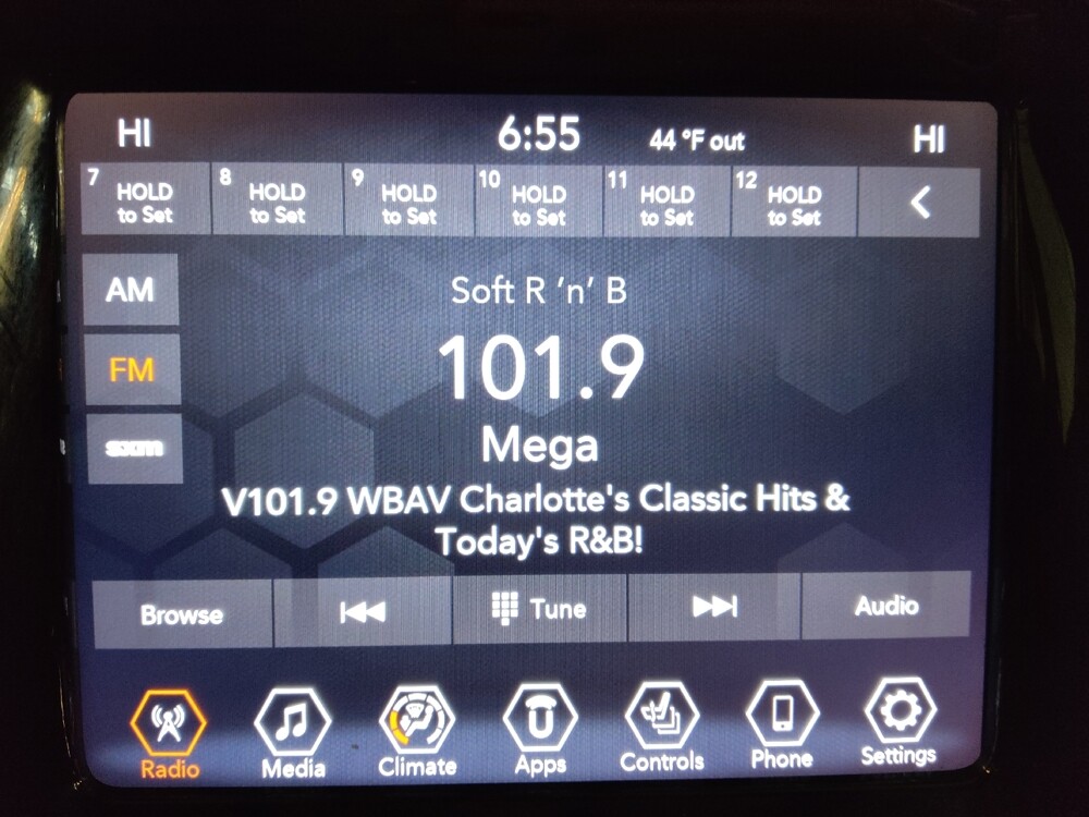 2021 Jeep Compass in Greensboro, NC 27407 - 18110460 25