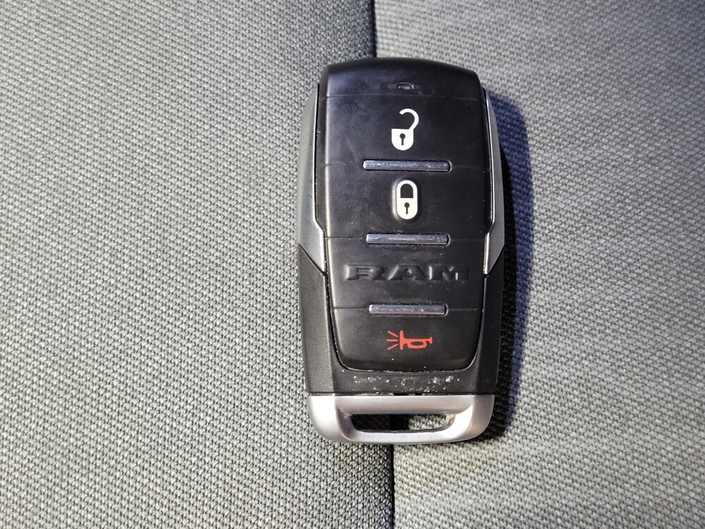 2021 RAM 1500 in Lauderdale Lakes, FL 33313 - 18110463 32