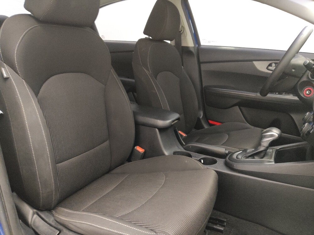 2019 Kia Forte in Sanford, FL 32773 - 18110465 21