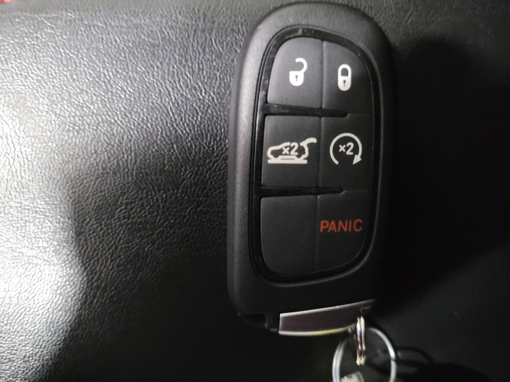 2022 Jeep Cherokee in Plymouth Meeting, PA 19462 - 18110471 32