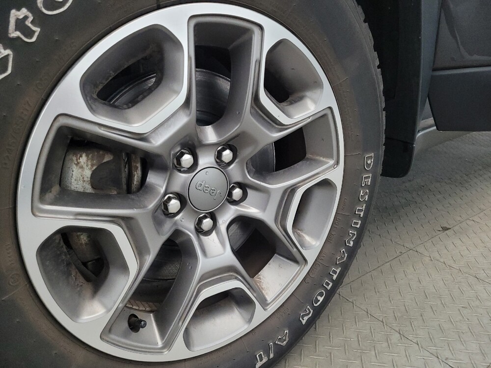 2022 Jeep Cherokee in Plymouth Meeting, PA 19462 - 18110471 31