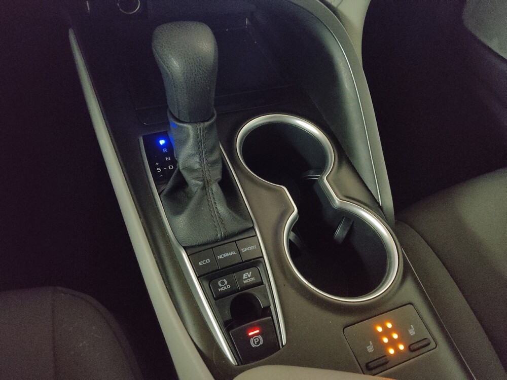 2022 Toyota Camry in Columbus, GA 31909 - 18110473 26
