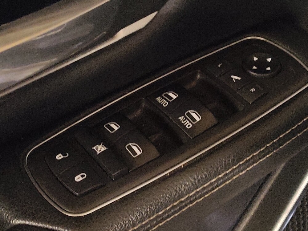 2019 RAM 1500 in Lauderdale Lakes, FL 33313 - 18110488 27