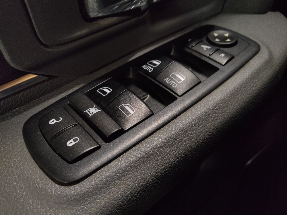 2017 RAM 1500 in Ocala, FL 34471 - 18110490 27