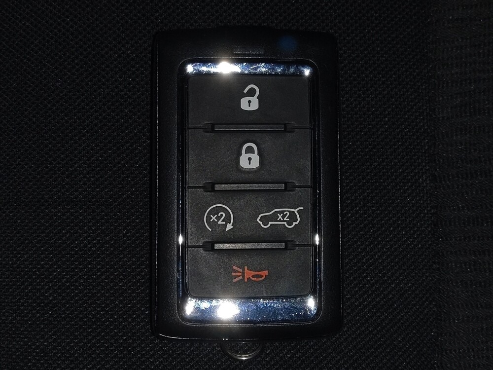 2023 Jeep Grand Cherokee L in Fayetteville, NC 28304 - 18110496 32