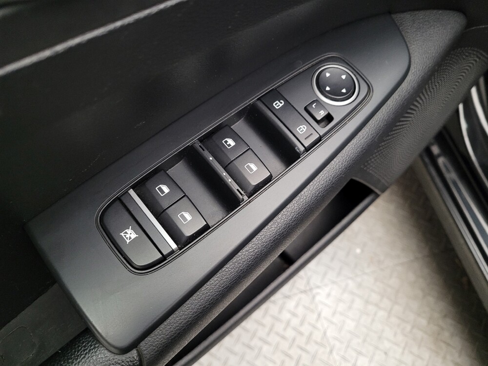 2020 Kia Forte in Downey, CA 90241 - 18110506 27