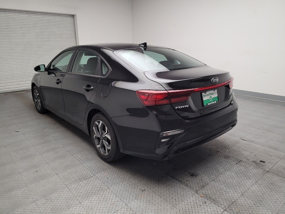 2020 Kia Forte in Downey, CA 90241 - 18110506 5