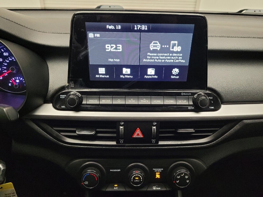 2020 Kia Forte in Downey, CA 90241 - 18110506 25