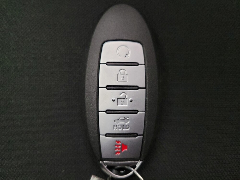 2025 Nissan Sentra in Montclair, CA 91763 - 18110511 32