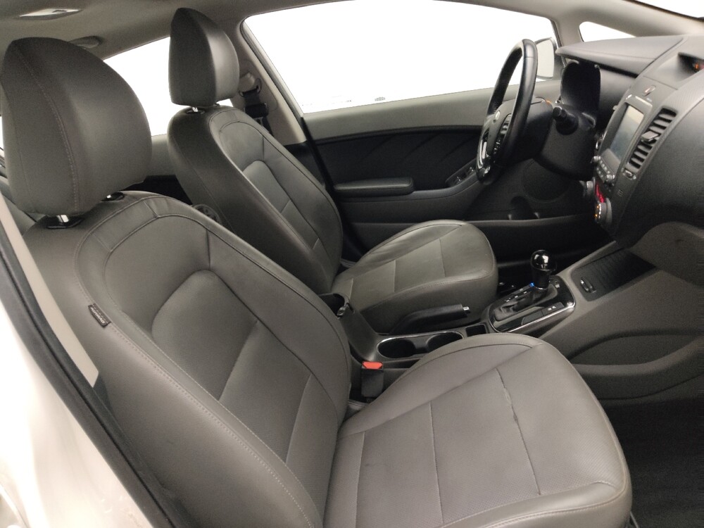 2017 Kia Forte in Union City, GA 30291 - 18110520 21