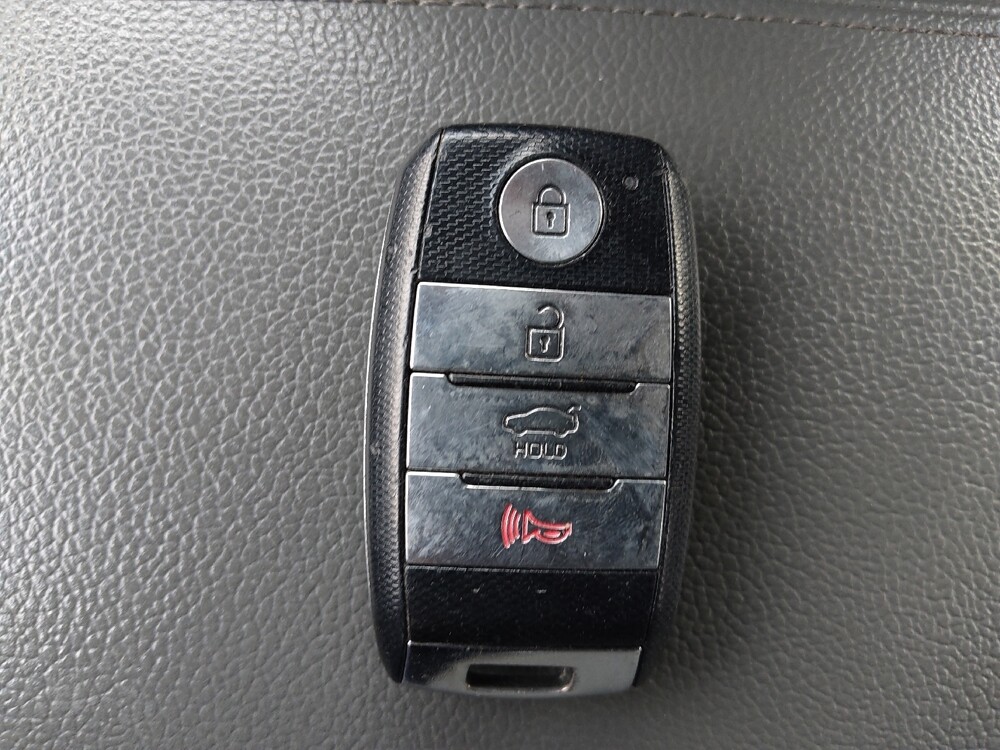 2017 Kia Forte in Union City, GA 30291 - 18110520 32