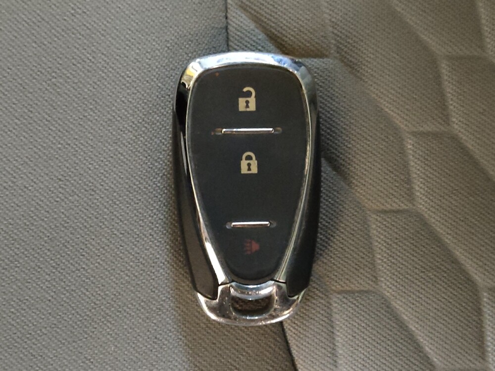 2020 Chevrolet Equinox in Fayetteville, NC 28304 - 18110521 32