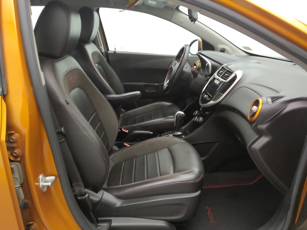 2018 Chevrolet Sonic in Independence, MO 64055 - 18110522 21