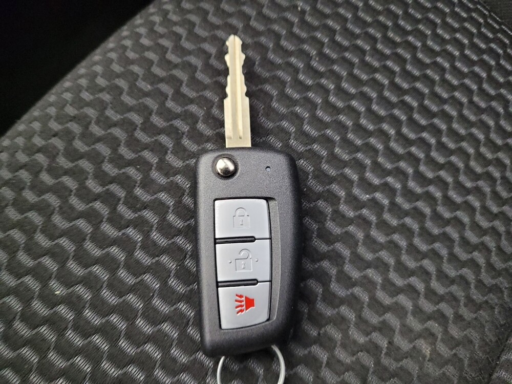 2021 Nissan Rogue Sport in Maple Heights, OH 44137 - 18110525 32