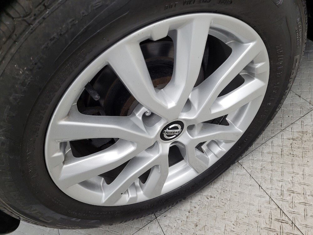 2021 Nissan Rogue Sport in Maple Heights, OH 44137 - 18110525 31