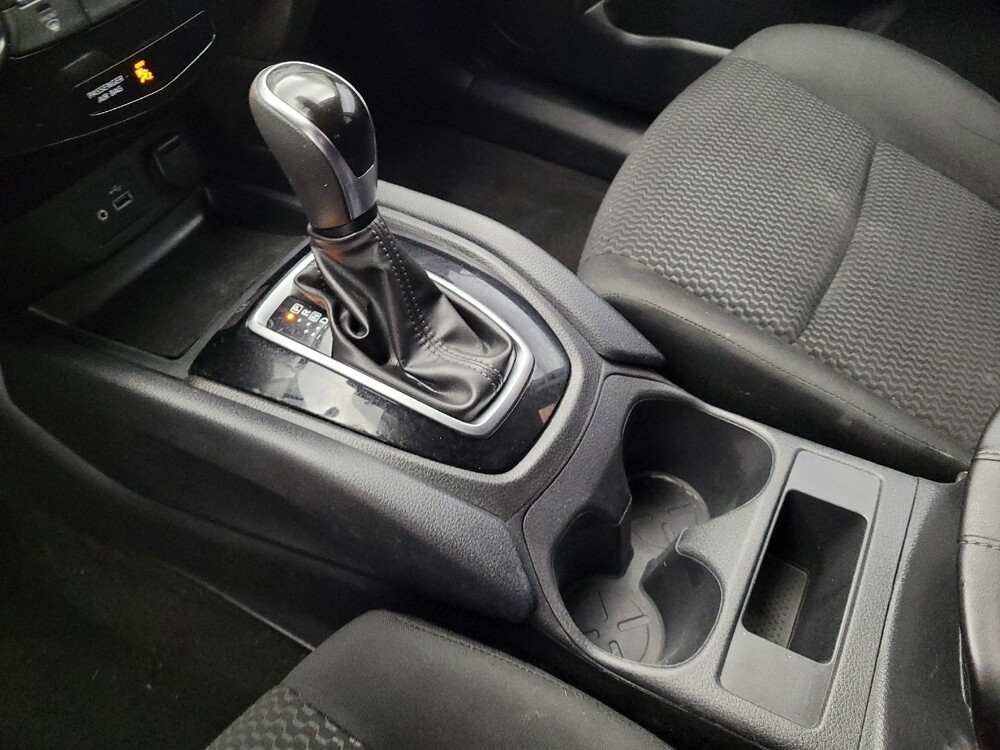 2021 Nissan Rogue Sport in Maple Heights, OH 44137 - 18110525 26