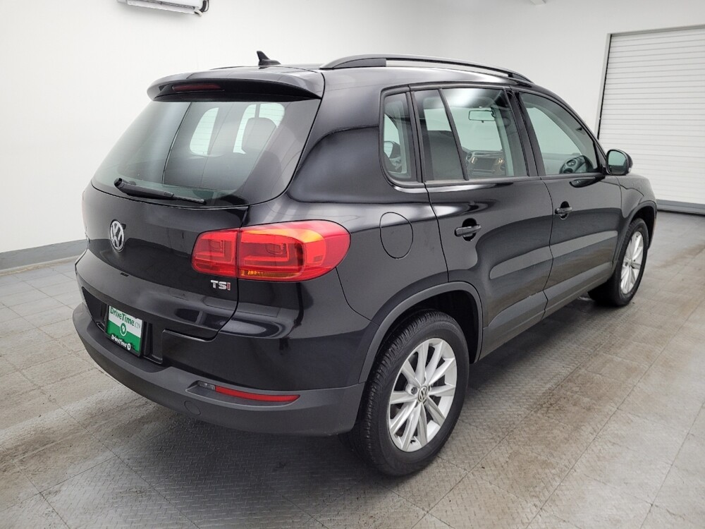 2018 Volkswagen Tiguan in Maple Heights, OH 44137 - 18110530 9